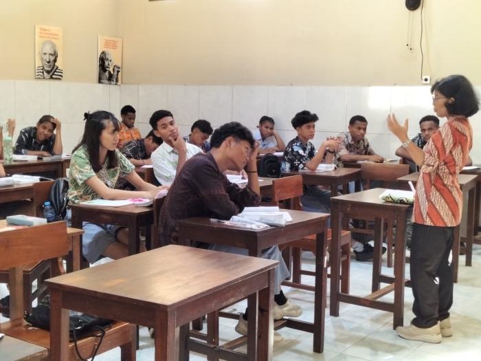 Mendidik Siswa menjadi Kreatif dan Mandiri