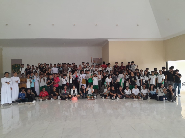 Serunya Rekoleksi Bersama Para Frater